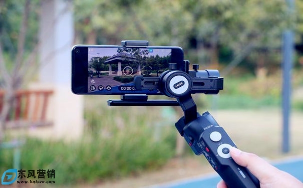 拍攝視頻設(shè)備有哪些?給新手的4個(gè)建議 第1張 拍攝視頻設(shè)備有哪些?給新手的4個(gè)建議 第1張